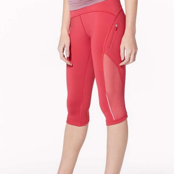 Lululemon Women's Sun Runner Crop Fuchsia Pink Leggings Size 4 - Picture 10 of 15